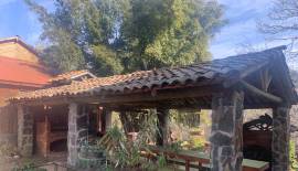 Gran Parcela con casa patronal a pasos de la ruta
