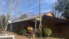 Gran Parcela con casa patronal a pasos de la ruta