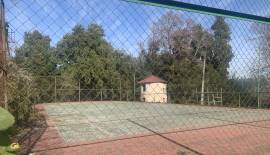 Gran Parcela con casa patronal a pasos de la ruta