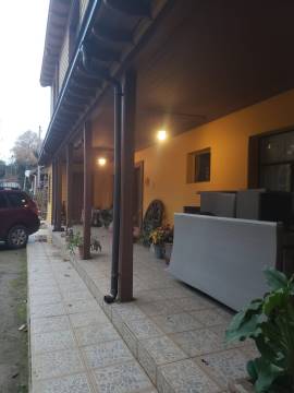 Gran Parcela con casa patronal a pasos de la ruta
